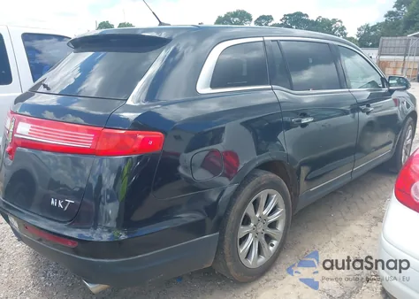 2013 Lincoln Mkt z USA, uszkodzony, nr VIN 2LMHJ5FK7DBL51904